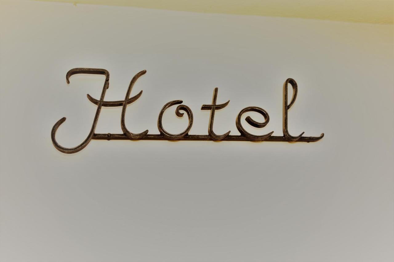 Domizil Hotel Bei Welter Nideggen Kreuzau Exterior photo